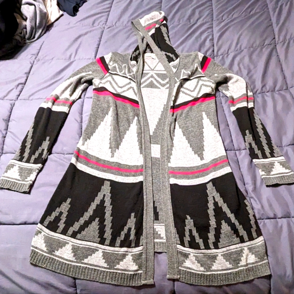 IM IN LOVE WITH DEREK Aztec print Pink Black Grey hooded cardigan Size Large